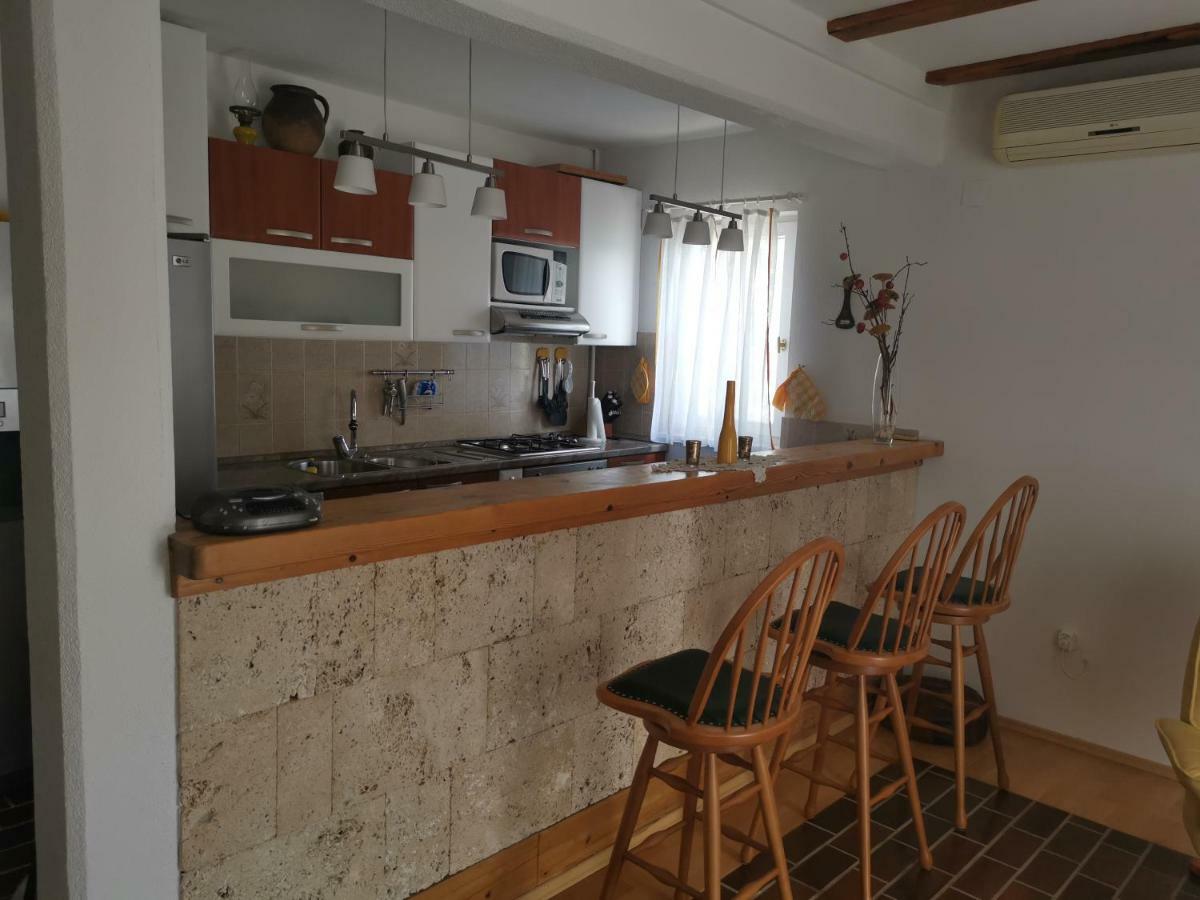 Apartma Soncek Premantura Buitenkant foto