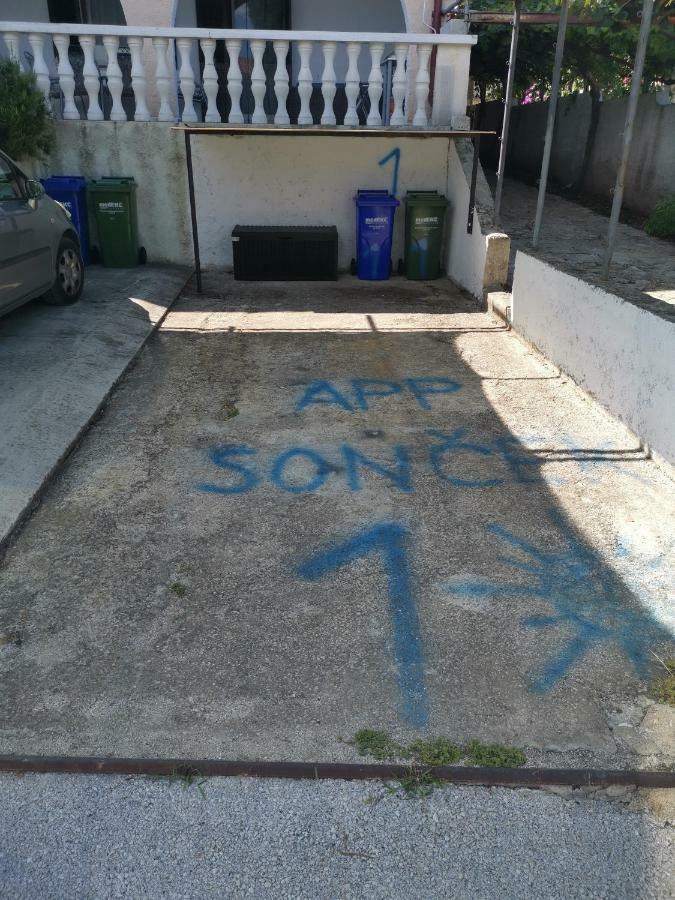 Apartma Soncek Premantura Buitenkant foto